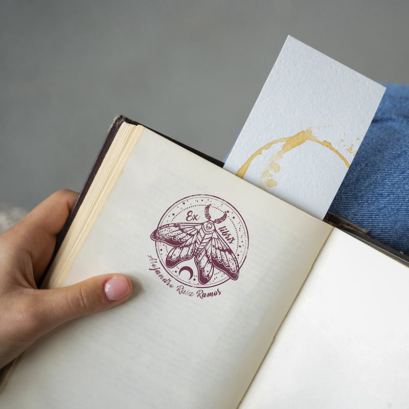 EXLIBRIS DISENO 50x50MM EXDS DS 0404 POLILLA DESIGN AND STAMP