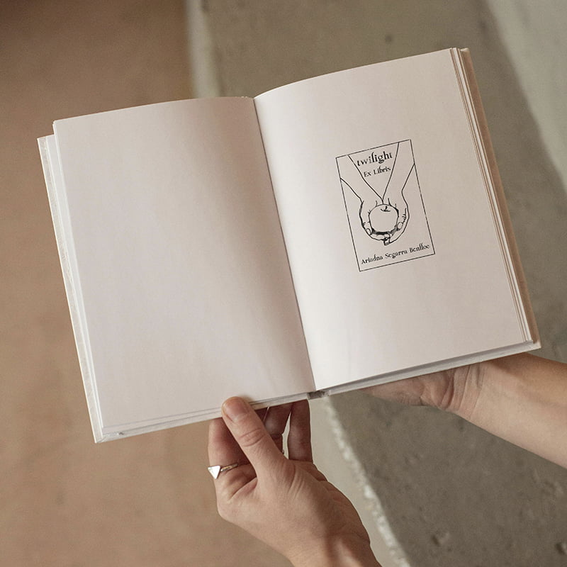 EXLIBRIS TAPAS LIBROS EXTL DS 0401 CREPUSCULO DESIGN AND STAMP