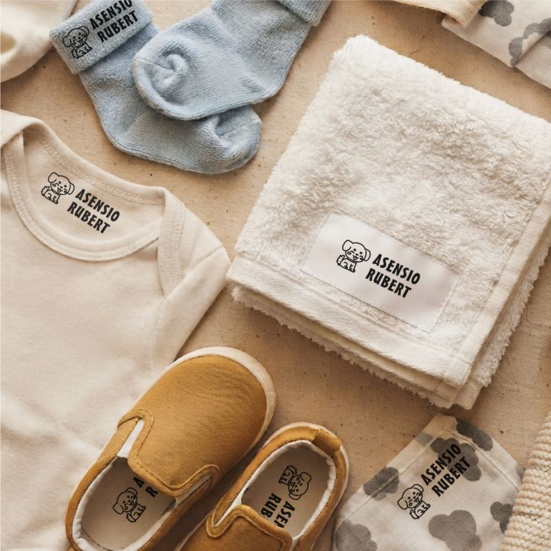 SELLO TEXTIL RECTANGULAR 38X14MM PERRITO- SELLO PARA MARCAR ROPA Y COMPLEMENTOS NIÑOS, BODYS, BABEROS, ZAPATOS, PAÑUELOS, CALCETINES